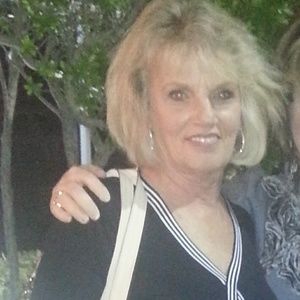 Meet your Posher, Linda